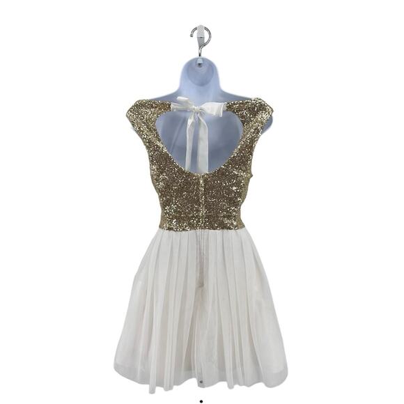 B. Darlin Sz 5/6 Gold/White Sequin Short Formal Dress Heart Shape Cutout Bow Tie - Picture 3 of 6